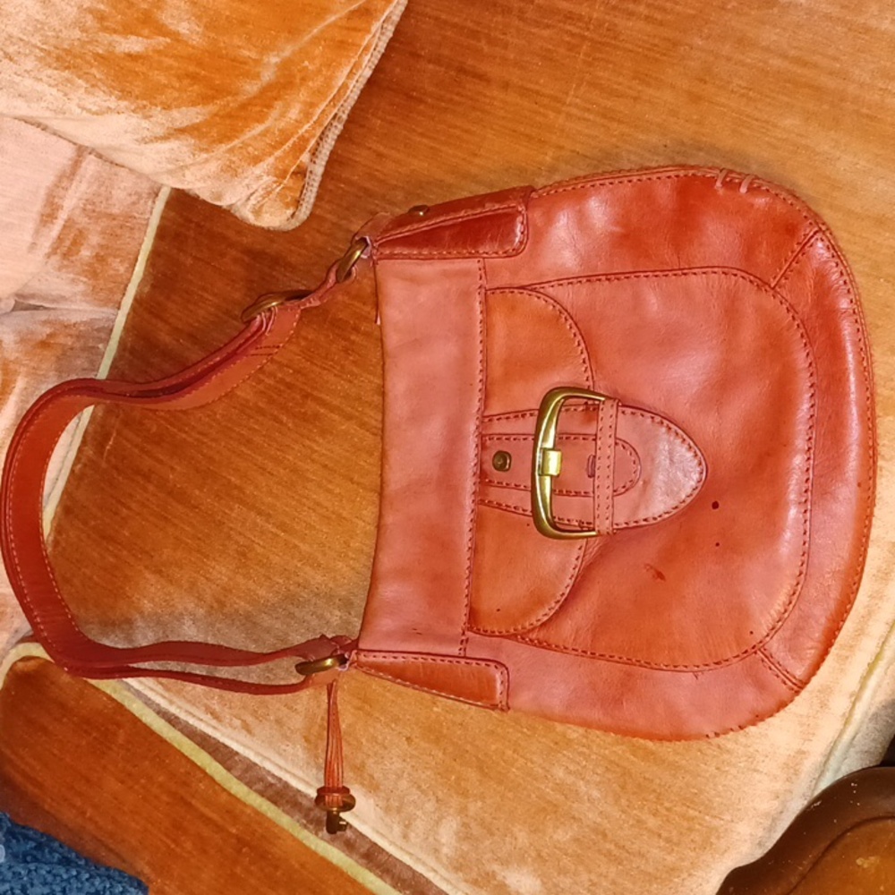 Vintage red FOSSIL purse